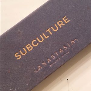 Anastasia Subculture palette